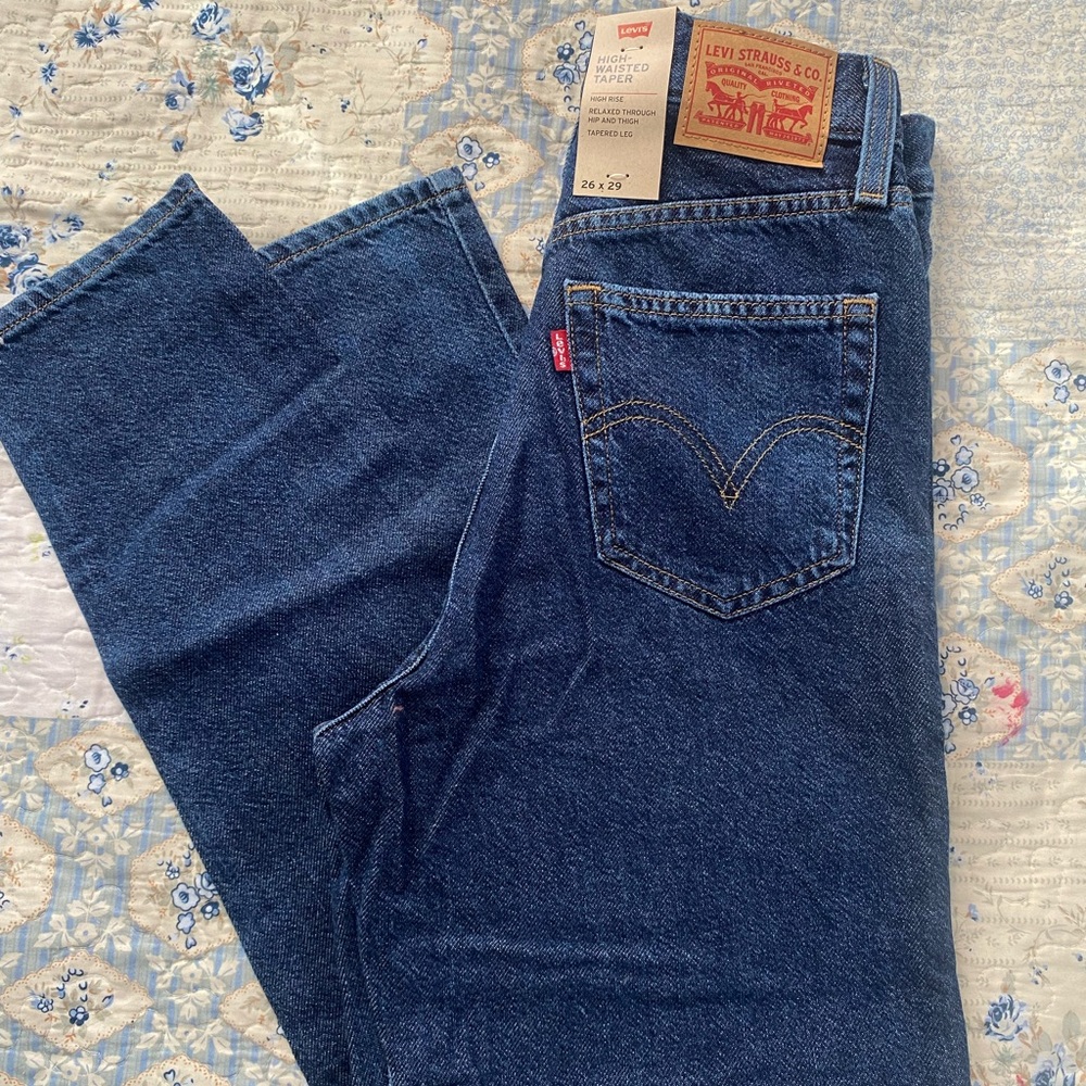 Levi’s high waisted